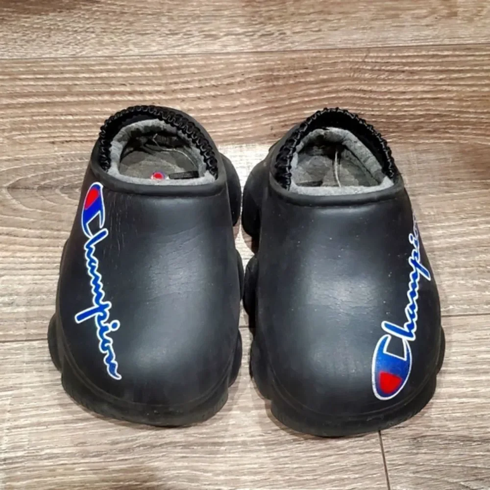 Baby Boy Champion Slippers Size 6 Kids Black Slip-On Slippers